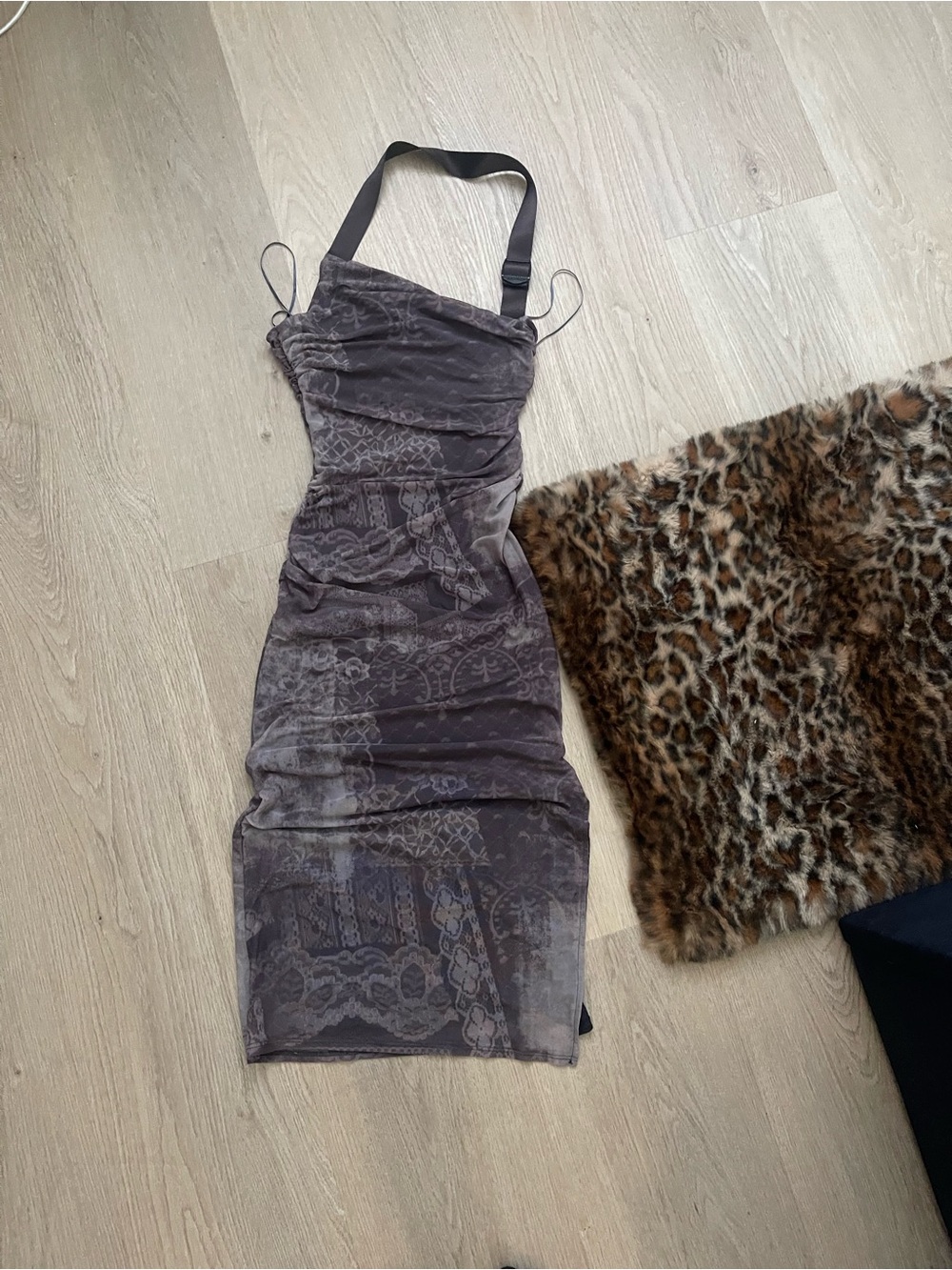 Silence + noise Midi Dress